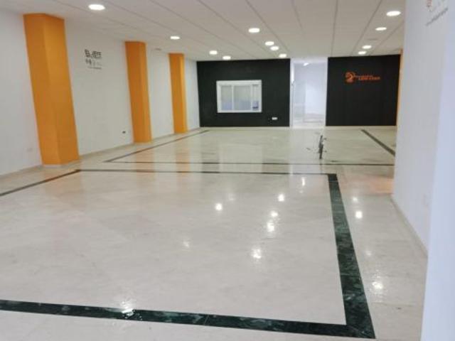 Local Comercial en alquiler en Sevilla