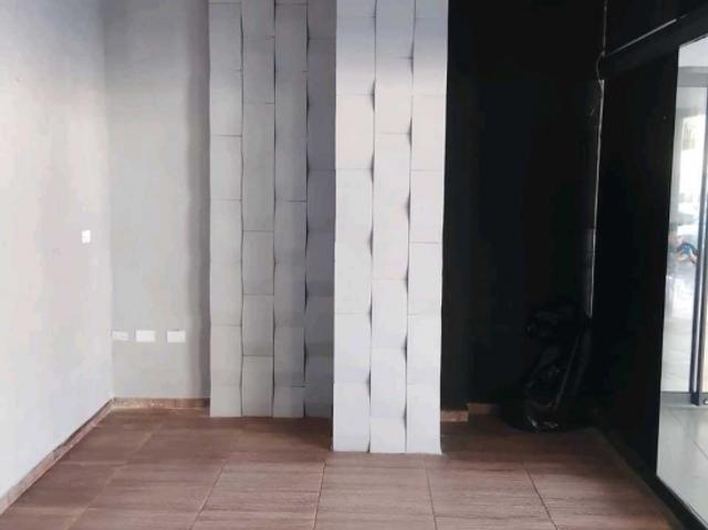 Local Comercial en alquiler en Manongo, Valencia