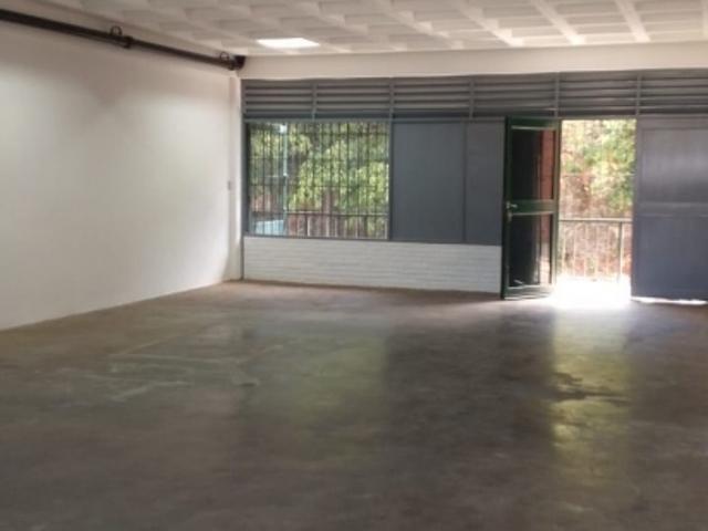 Local Comercial en alquiler en Sector Boleíta Sur, Caracas