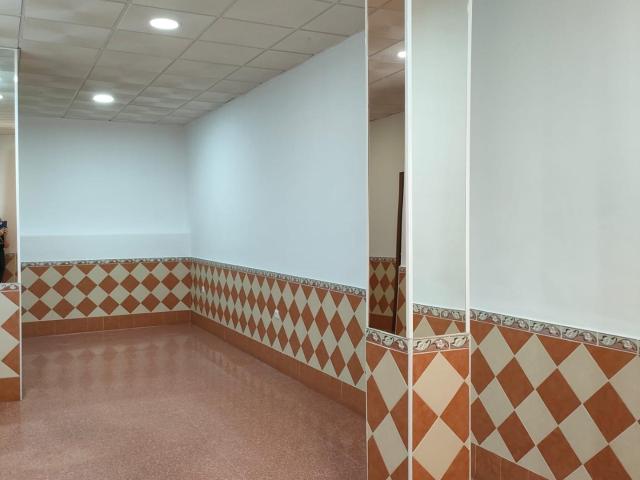 Local Comercial en alquiler en Cantillana, Andalucía