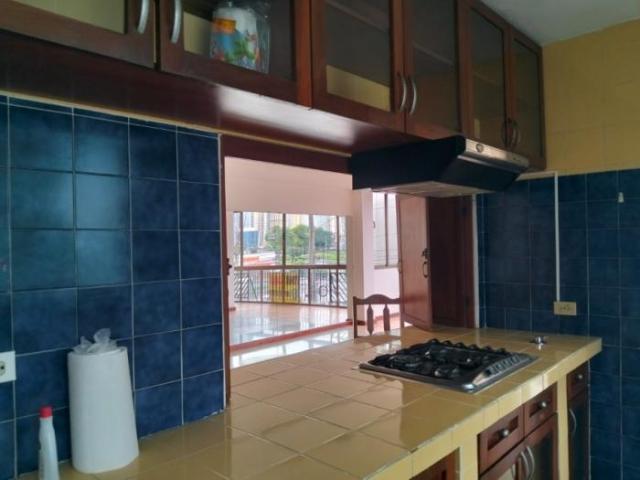 ¡Se alquila o vende espacioso apartamento en san francisco! For rent or sale spacious apartment in san francisco