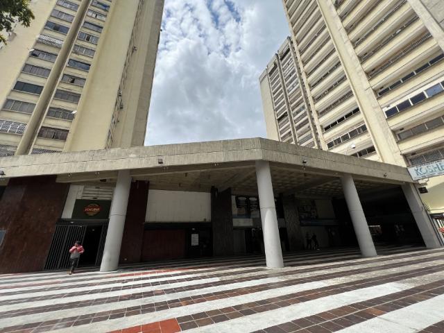 Oficina en alquiler en Leoncio Martínez, Miranda