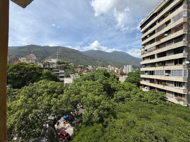 Oficina en alquiler en La Veguita, Caracas