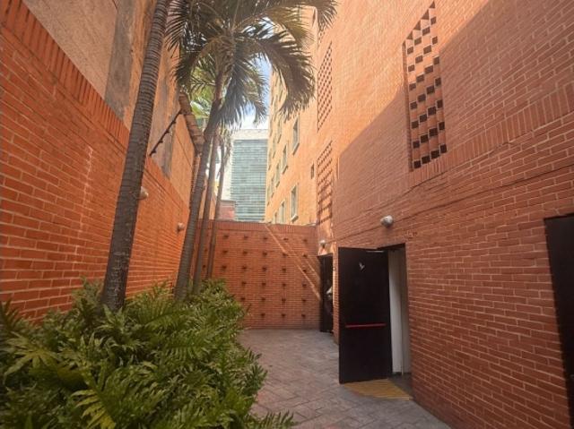 Oficina en alquiler en Leoncio Martínez, Miranda