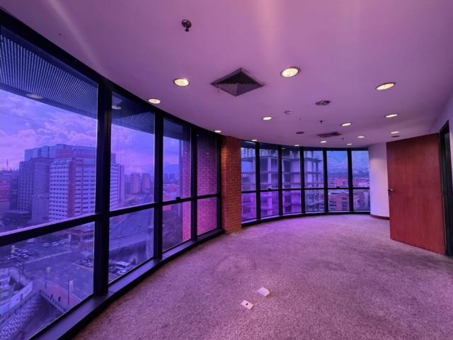 Oficina en alquiler en La Castellana, Caracas