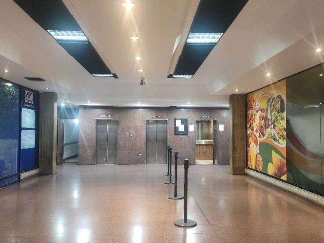 Oficina en alquiler en Los Cortijos, Maturín