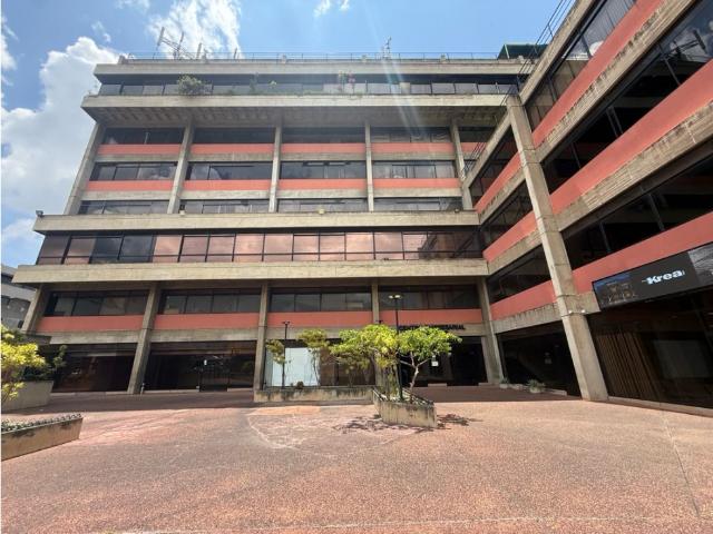 Oficina en alquiler en Los Cortijos, Caracas