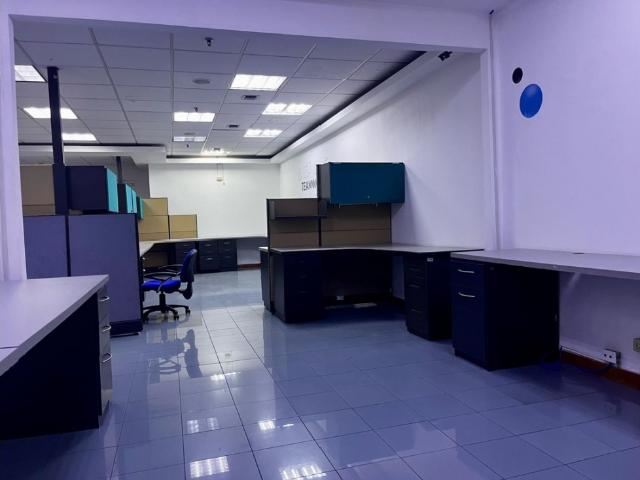 Oficina en alquiler en La Urbina, Trujillo