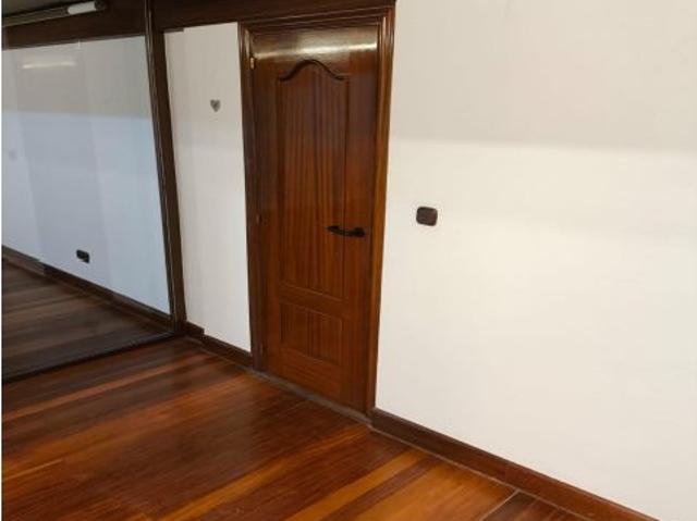 Local Comercial en alquiler en Abando, Bilbao