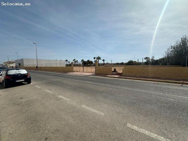 Local Comercial en alquiler en Urbanización El Chaparral, el Baix Segura / La Vega Baja