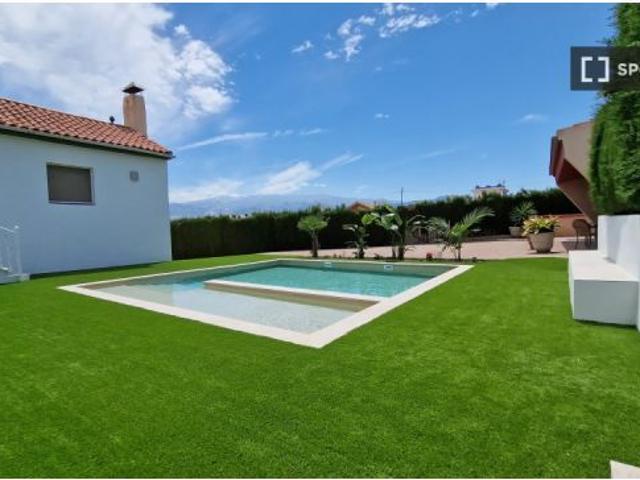 Piso en alquiler en Alhendín, Andalucía