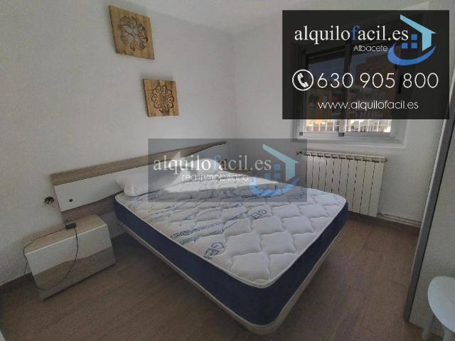 Apartamento en alquiler en Distrito 2, Albacete