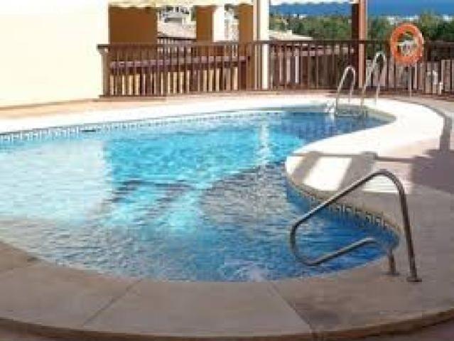 Piso en alquiler en Benalmádena