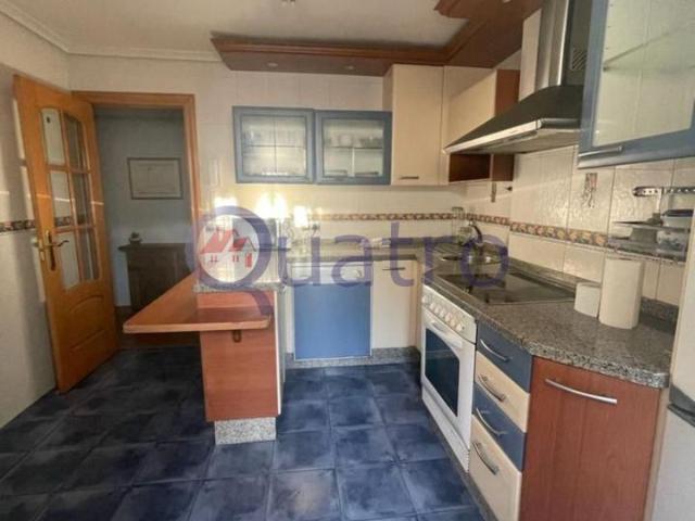Piso en alquiler en San Lorenzo - La Palomera - San Mamés, León