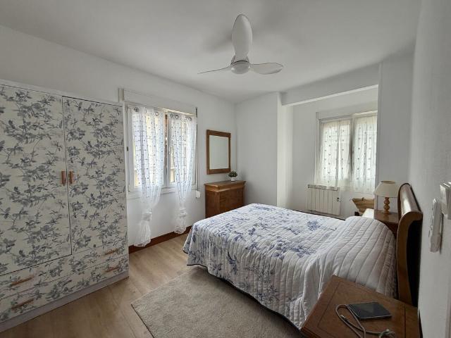 Apartamento en alquiler en Mendebaldea, Donostia-san Sebastián