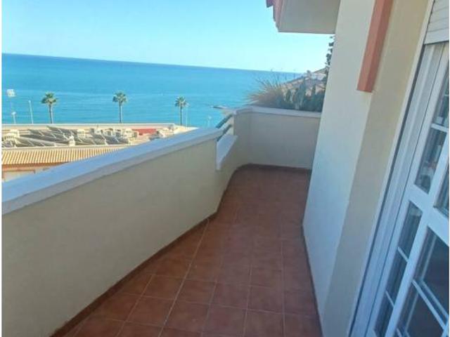 Dúplex en alquiler en Torrequebrada, Benalmádena