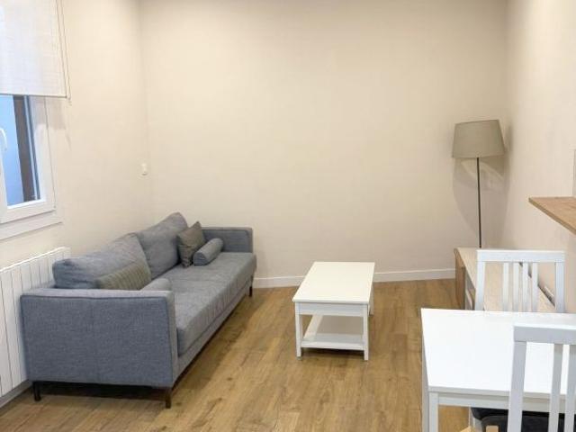 Apartamento en alquiler en Ibaiondo, Bilbao