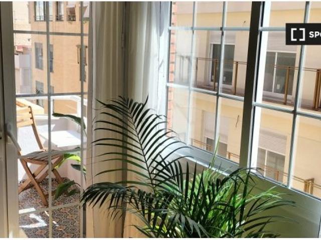 Piso en alquiler en Mercat, l'Alacantí