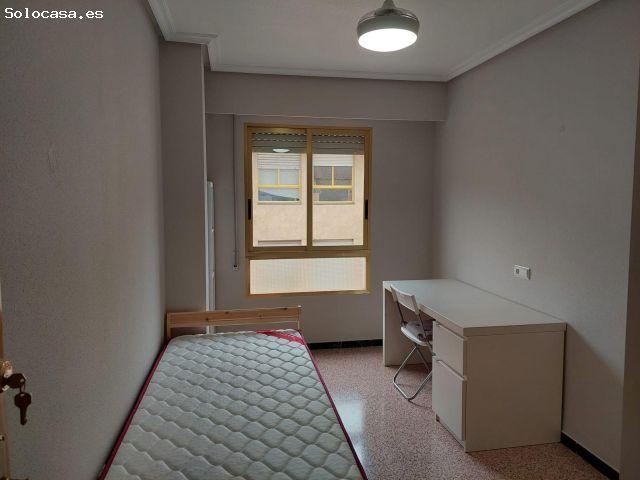 Piso en alquiler en Crevillent