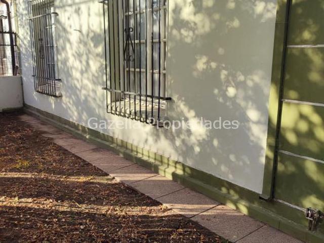 Casa en arriendo en Población Vivaceta Sur, Santiago
