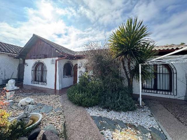 Casa en arriendo en Santa Cruz, Libertador General Bernardo O'higgins