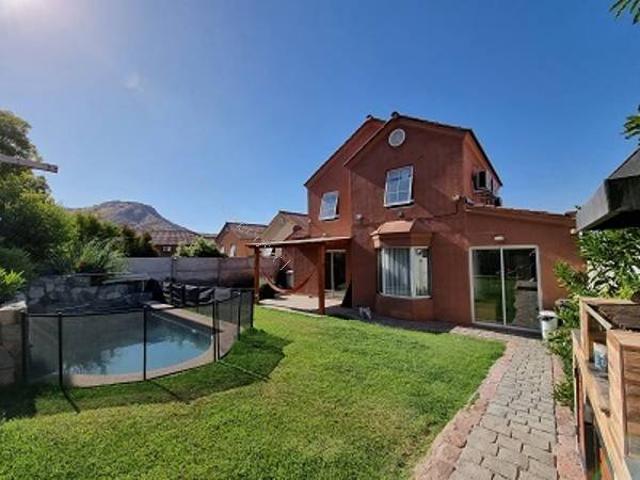 Casa en arriendo en Quilicura, Santiago