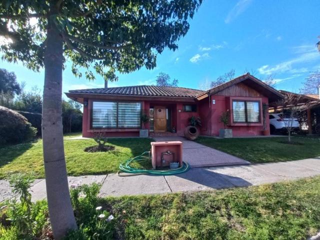 Casa en arriendo en Las Viñas de Buin, Buin