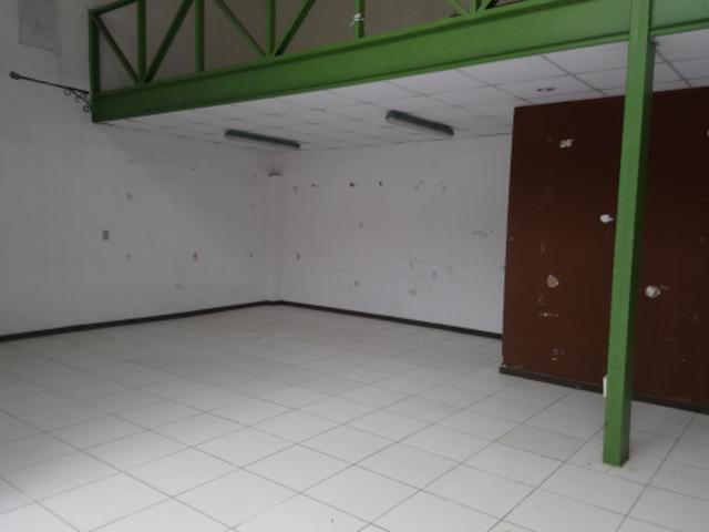 SE ARRIENDA LOCAL COMERCIAL EN TALAGANTE