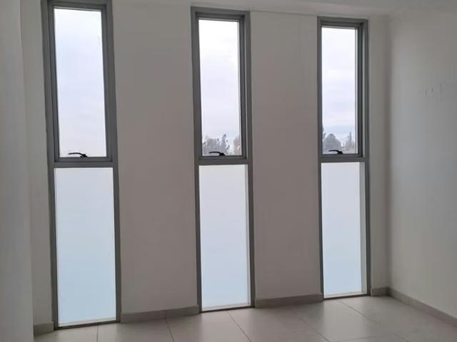 Oficina en arriendo en Esmeralda, Metropolitana