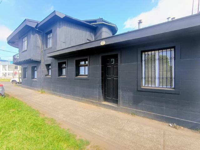 SE ARRIENDA PROPIEDAD GRAN UBICACION BULNES CON CAUPOLICAN