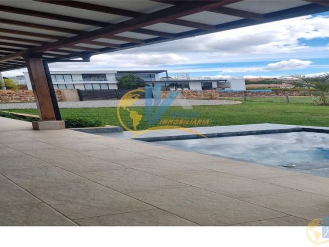 Casa en arriendo en Santander