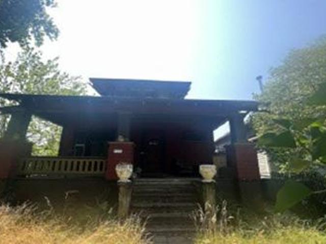 House for sale in Portland