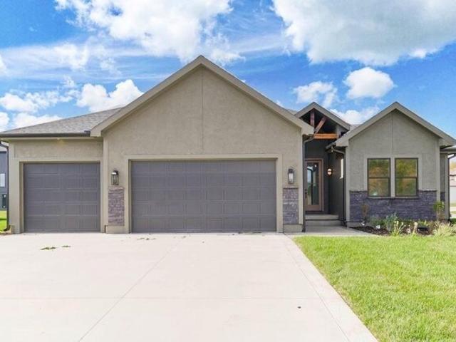 House for sale in Blue Springs, Missouri