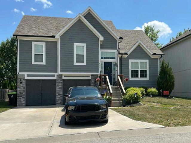 House for sale in Blue Springs, Missouri