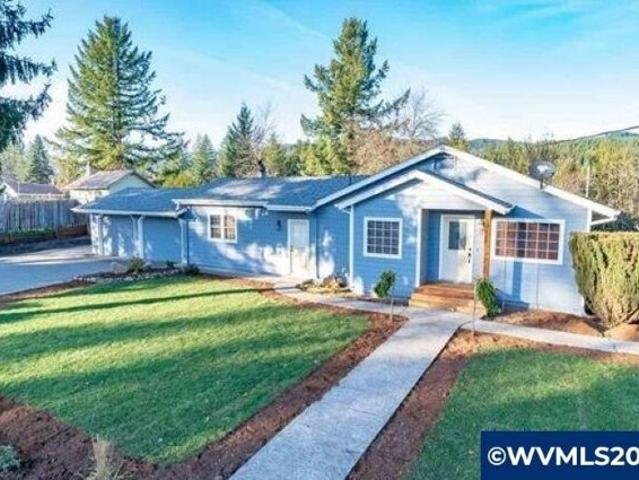 House for sale in Oregonia