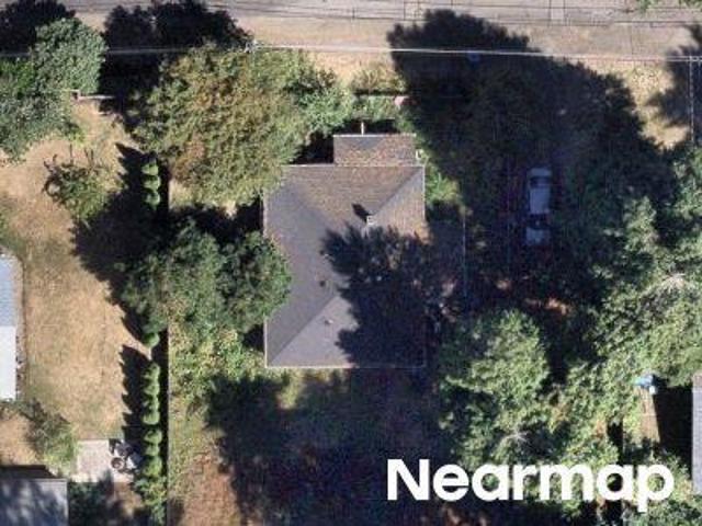 House for sale in Lewelling, Milwaukie