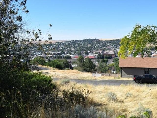 Land for sale in Pendleton