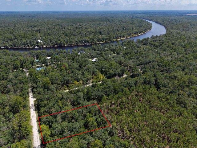 Land for sale in Suwannee, Florida