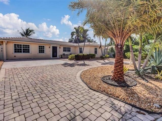 House for sale in Pompano Beach