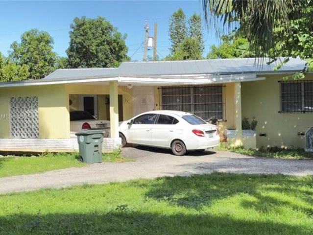 House for sale in Belle Glade, Florida
