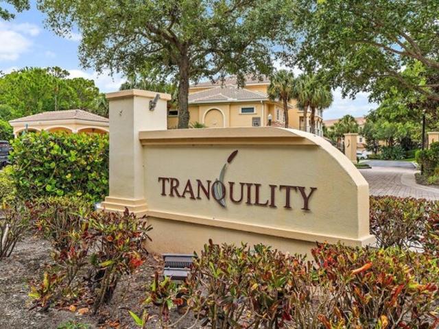 Condo for sale in Hobe Sound