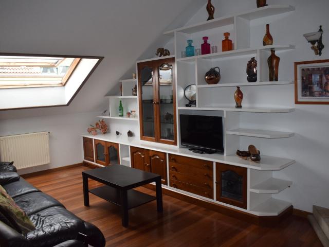 Piso en venta en Cangas De Onís, Helgueres