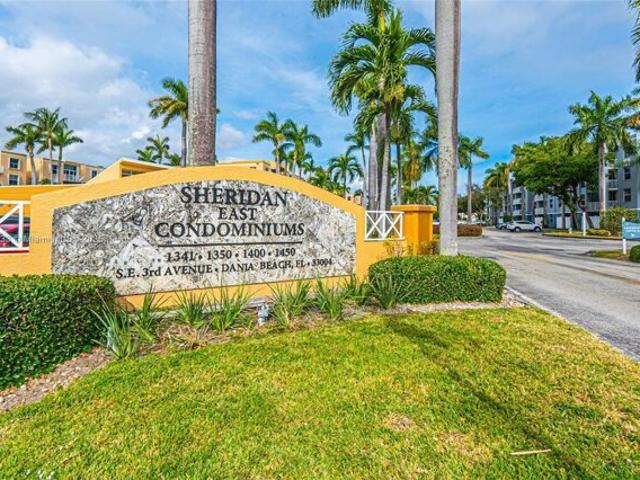 Condo for sale in Dania