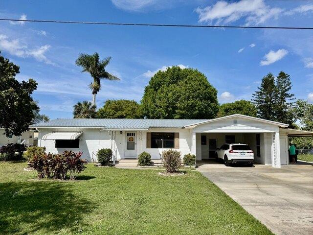 House for sale in Okeechobee