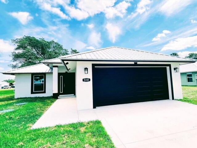 House for sale in Okeechobee