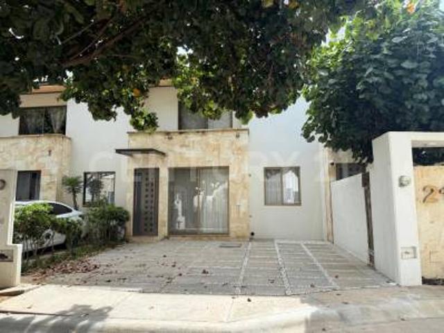 Casa en renta en Colonia Colinas de San José, Santa Cruz Xoxocotlán