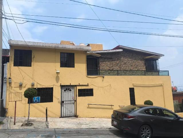 Casa en renta en Tlalnepantla De Baz, Estado de México