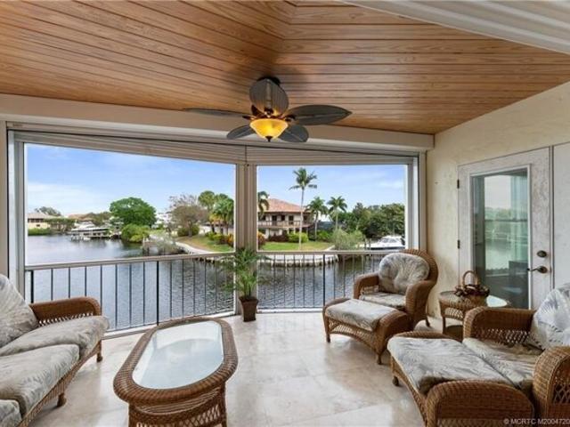 Condo for sale in Stuart