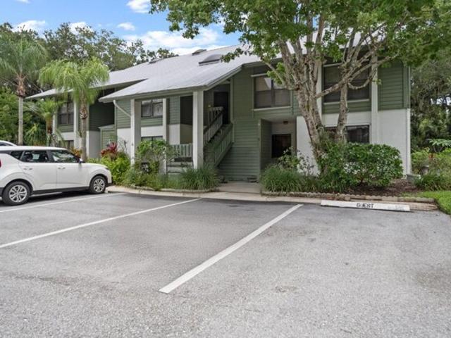 Condo for sale in Stuart