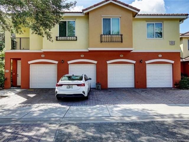 Condo for sale in Stuart